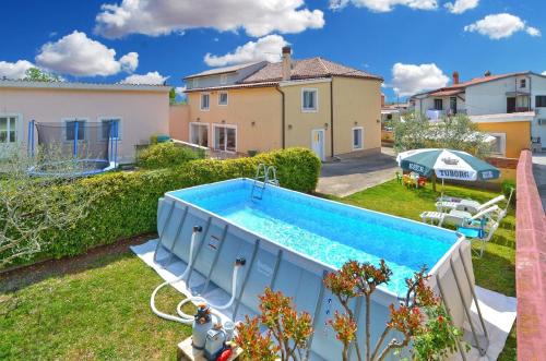 Ferienhaus mit Privatpool für 4 Personen ca 30 qm in Pula, Istrien Istrische Riviera