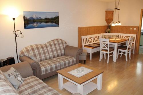 Ferienhaus Nr 81, Kategorie Komfort Plus, Feriendorf Hochbergle, Allgäu