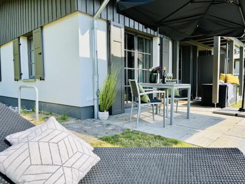 Ferienhaus Svantevit 31 Feriendorf Klein Stresow Rügen by ruyastay