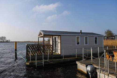 Ferienpark Süderstapel - Hausboot 1
