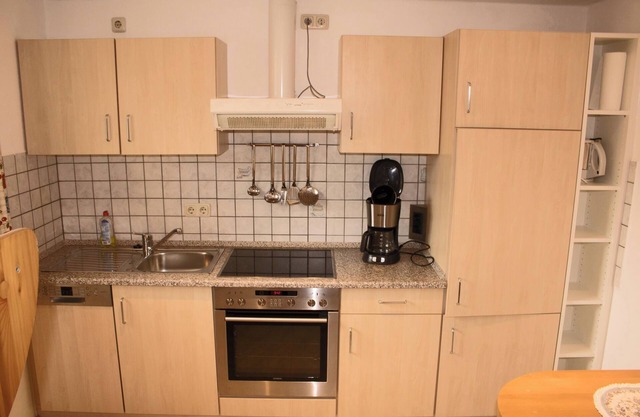 Apartamento de 50 metros cuadrados con dormitorio adicional y balcón °