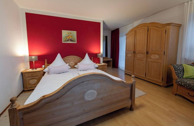 Ferienwohnung 32qm mit Blick auf den Chiemsee und die Berge