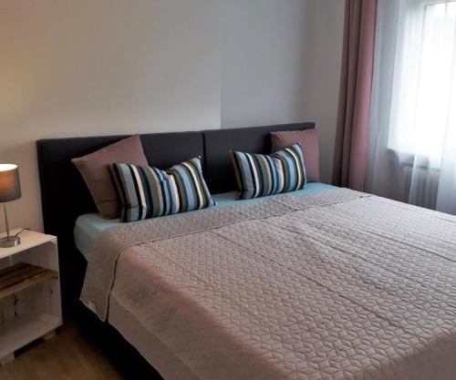 Ferienwohnung Auszeit bei Jessy, ruhig und zentral nahe Badesee
