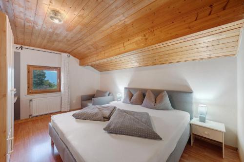 Ferienwohnung Bergblick-schlosshof