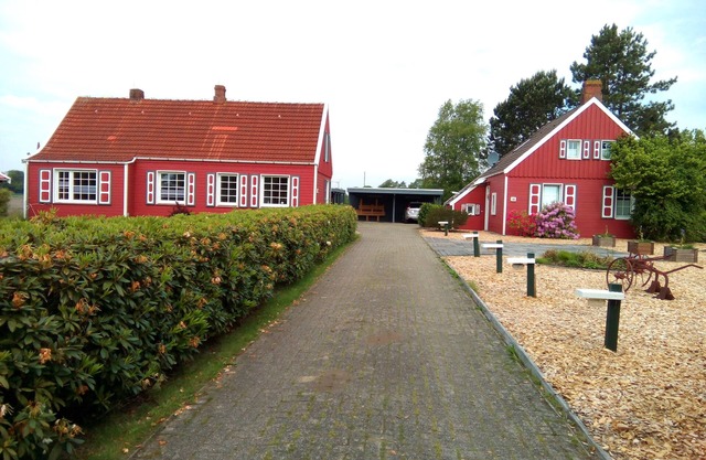 Ferienwohnung in Ruhiger Lage mit Überdachter Terrasse
