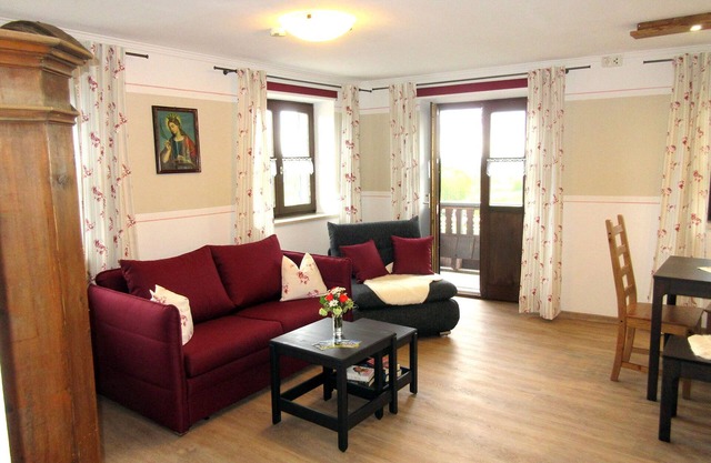 Ferienwohnung Gustl bis 3 Personen, Balkon, 47 qm