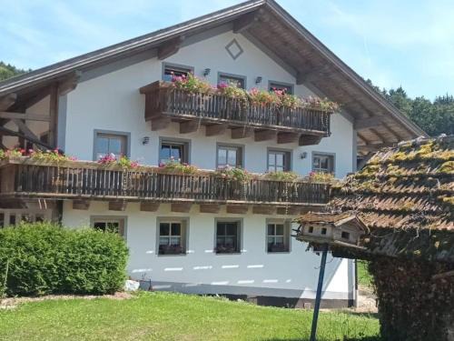 Ferienwohnung im Bayerischen Wald mit Terrasse