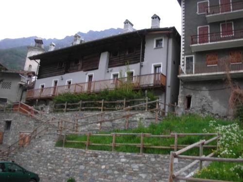 Ferienwohnung In Epinel Mit Garten