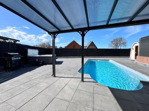 Ferienwohnung Neubörger mit Wellness