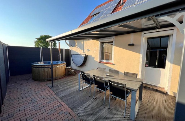 Ferienwohnung Neubörger mit Hottub