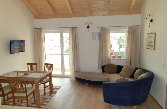 Apartamento No. 4, 65 metros cuadrados arriba, 2 dormitorios separados