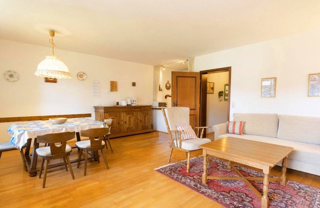 Apartamento n. ° 6, 65 m², 1 dormitorio y 1 salón / dormitorio, balcón