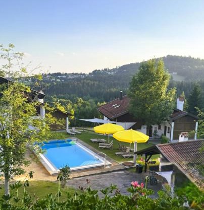 Ferienwohnung WaldGlück mit Pool & Sauna