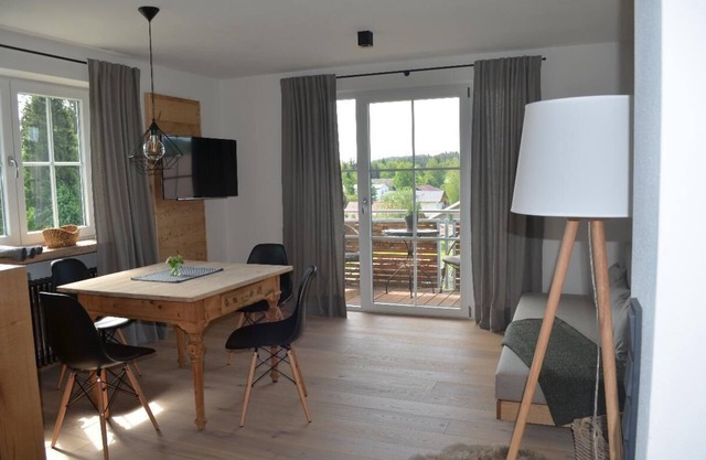 APARTAMENTO para sentirse bien en Mauth con balcón, 55m²