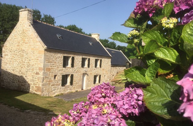 GRANJA RENOVADA BRETON POINTE DU RAZ a 300m de mar PROMO: -10% 2a semana