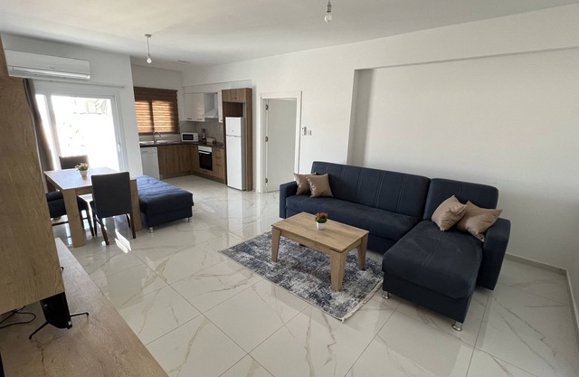 Feslikan 10- Cozy, Netflix Included, Central