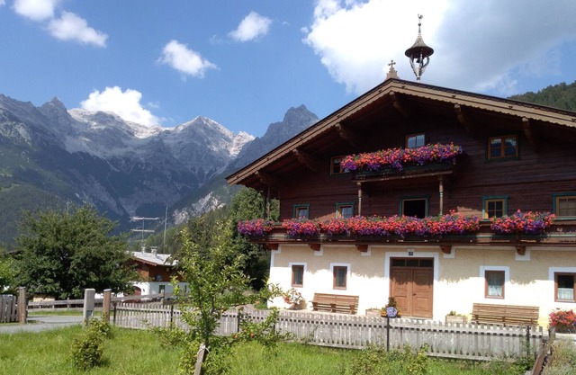 "FEWO - GEISLHOF"!