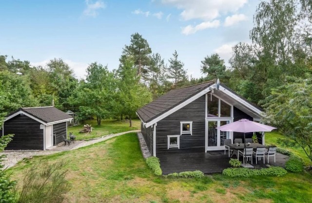 "Fiallar" - 7.5km from the sea by Interhome