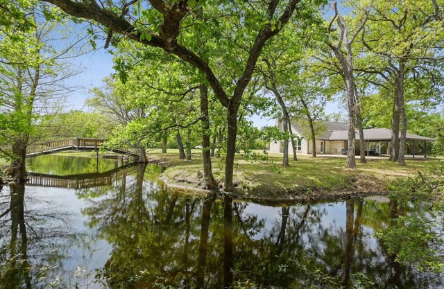 Fightin’ Aggie Farmhouse