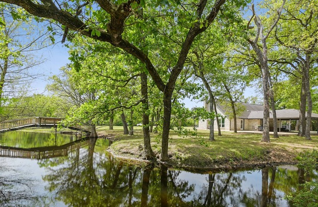 Fighting Aggie Farmhouse ~ Aggieland Vacation Rentals