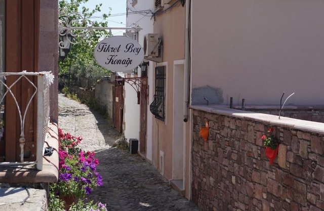 Fikretbey Konağı