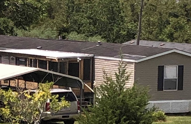 Fin Twisters Lodging