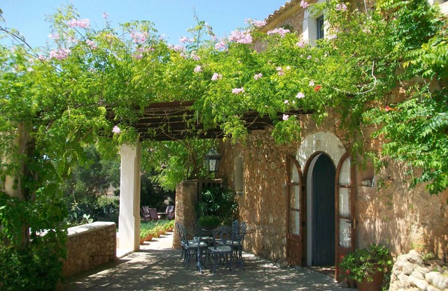 Finca CA NA TONINA en Santany para 8 personas. BBQ. Piscina privada- VILLAONLINE - WiFi Gratis
