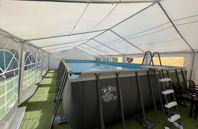 Casa de campo "La Alpispa" con piscina, conexión Wi-Fi rápida, terraza y jardín