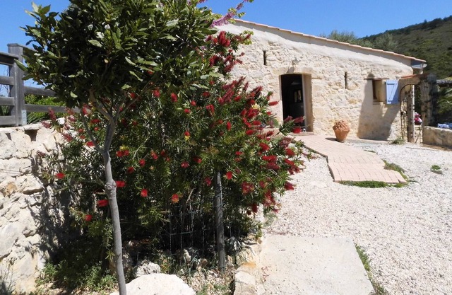 Finca mit Pool am Mittelmeer