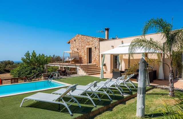Finca Monserrat, ideal para familias con piscina