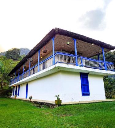 Finca Rústica, Cocorná - Cacao, Charcos y Cascadas