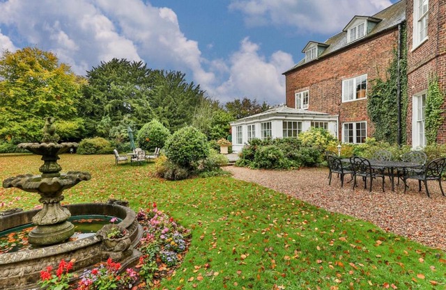 Finest Retreats - Walcot Hall