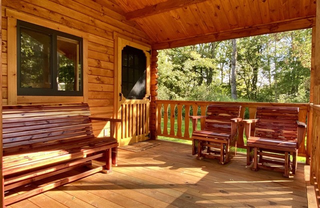 Finger Lakes: Lamoka Hideaway