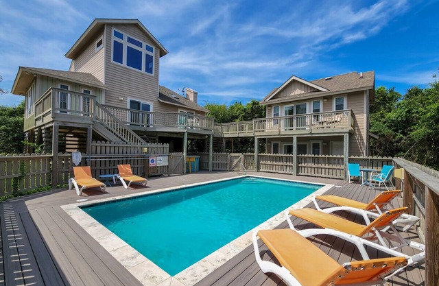 Finis Terre - Enjoy Unique Relxation at this wonderful beach home with panoramic ocean views!
