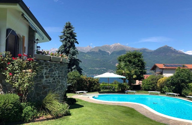 Fiori Garden Holiday Apartment with Pool