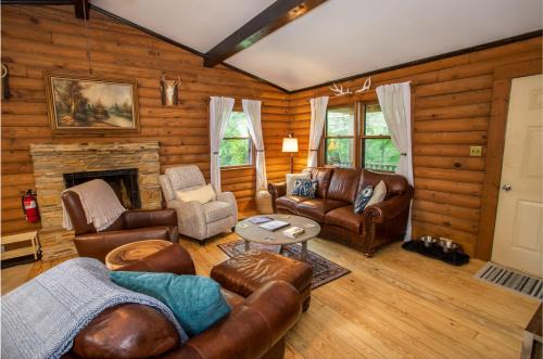 Fir River Cabin
