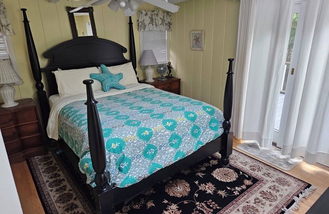 Fire Island paradise! 1 min. walk to the beach. 5 min to where the fun happens!