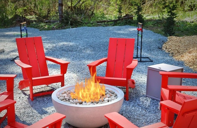 Fire Pit | Hot Tub | King Bed | Grill | Yoga Rm