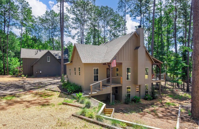 Firefly Cottage, Firefly Cottage | Lake Martin Getaway | Sleeps 8 | Pet Friendly
