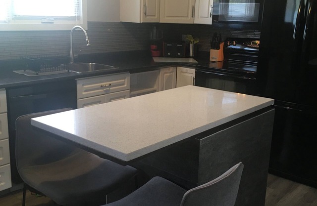 First floor 2 bedroom executive suite by marketmall mall