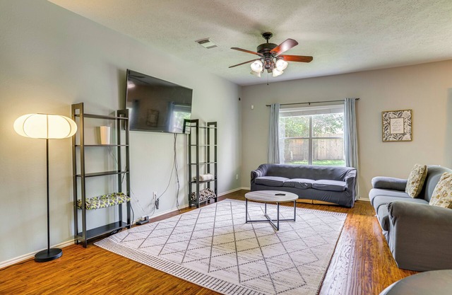 Fish & Hike: Pet-Friendly Humble Home w/ Yard