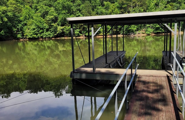 Fish or Relax at "The Oar House" on W.P. Lake
