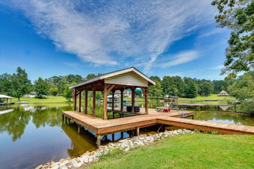 Fish, Swim and More Quiet Retreat on Lake Sinclair!