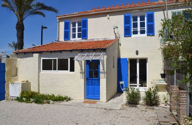 Casa de pescadores en el puerto de Brusc