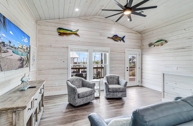 Fishtastic Sp103 4 Bedroom Home by RedAwning