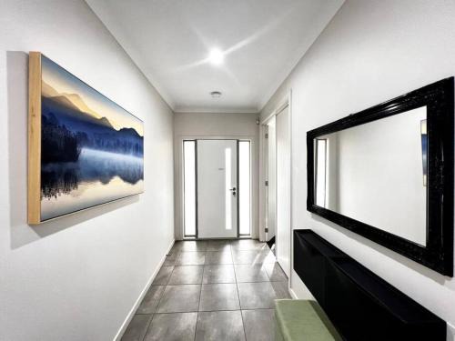 five-room house next to the park16