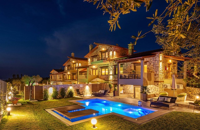 Five Senses Luxury Villas