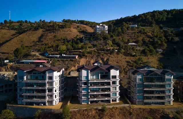 Five Star Hotel Apartment by The Manor