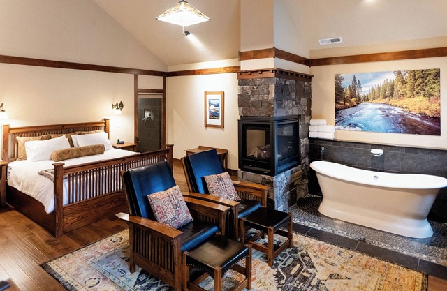 Serenity Cabin at FivePine Lodge