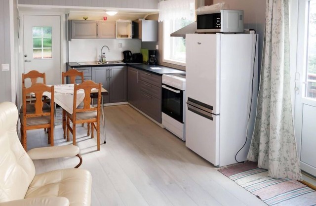 Casa de vacaciones Fjordperlen (FJS145) en Sørbøvåg - 6 personas, 2 dormitorios
